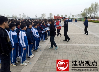 禹城市张庄司法所：《反有组织犯罪法》宣传进校园