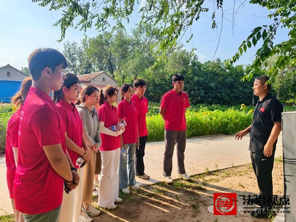 【红色教育】青岛工程职业学院一行到流坡坞阻击战遗址开展红色教