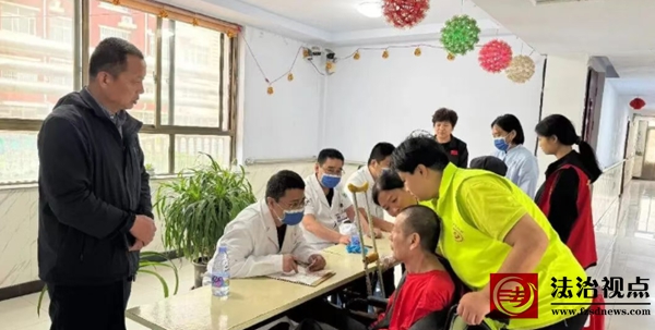 无棣县人民医院志愿服务队走进埕口镇敬老院开展免费健康体检活动