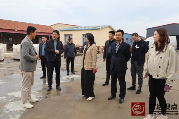 沾化经济开发区党工委委员、管委会副主任（挂职）马奔一行到沾化区冯家镇调研