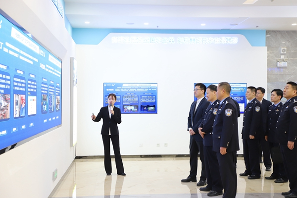 山东移动滨州分公司联合市公安局打造首家反诈示范营业厅 筑牢全