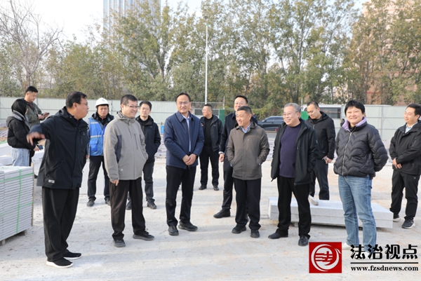 张磊到市东街道调研城改城建工作